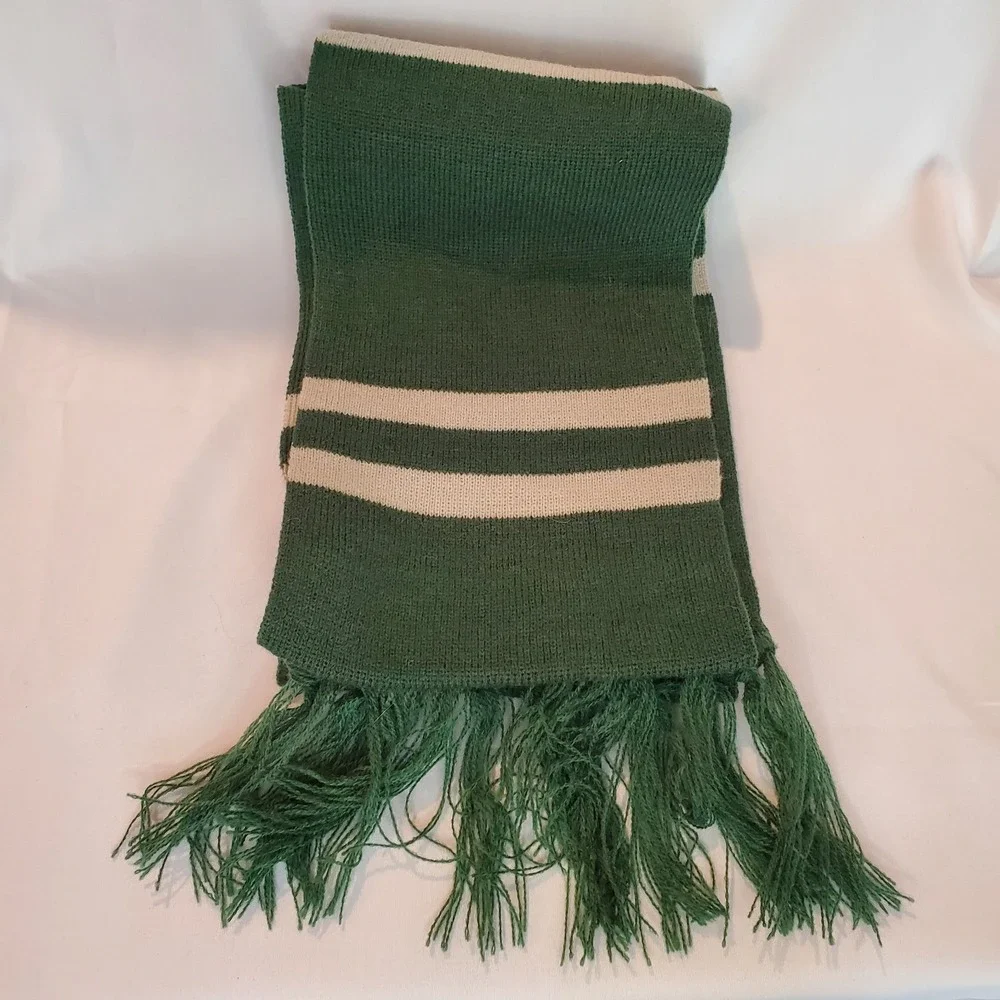 Harry Potter Slytherin‎ Scarf green / grey striped with patch New With Tags